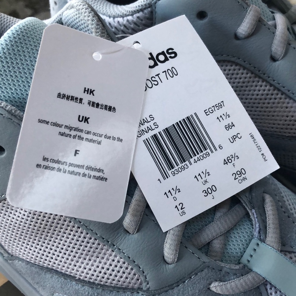 🆕👟Yeezy boost by adidas brand new - Picture 3 of 7
